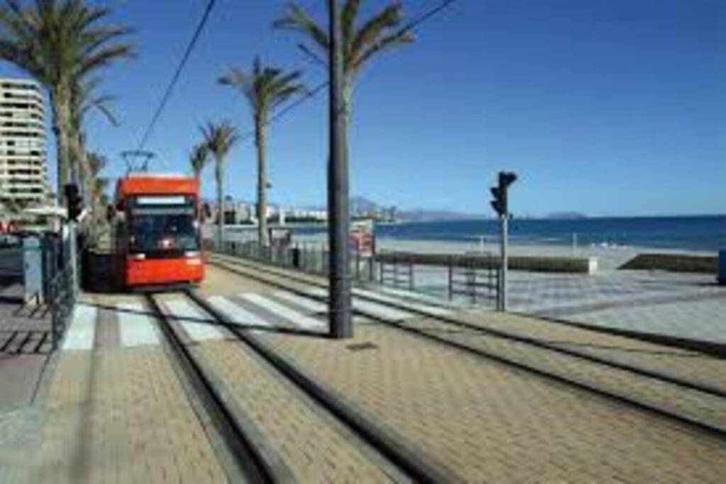 A 1 Minuto De La Playa Del Campelloアパートメント エクステリア 写真